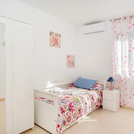 Bajo En Primera Linea - Cala Del Moral, Urbanizacion Calaflores Apartamento