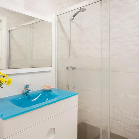 Bajo En Primera Linea - Cala Del Moral, Urbanizacion Calaflores Apartamento *
